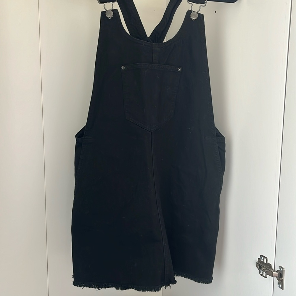 Forever 21 black denim skirt overalls
